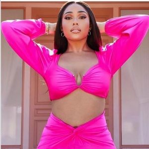 Jordyn Woods collection W/Boohoo size 24 NWT